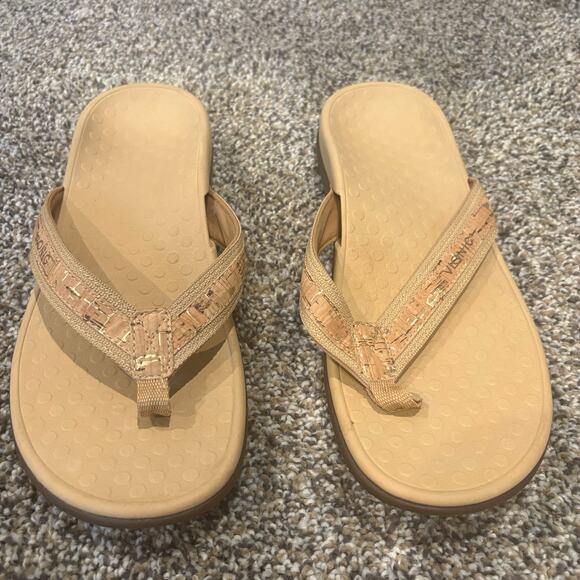 Vionic Tan and Brown Flip Flops Leather Strap Orthotic Comfort Womens Size 9 - Picture 1 of 6